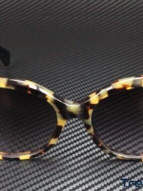 MaxMara Tortoiseshell Round Sunglasses in Brown and Amber